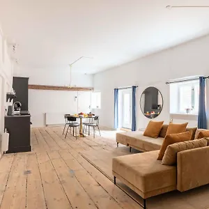 Apartment Charismatic Apartment In Copenhagen Old Town, Kopenhagen